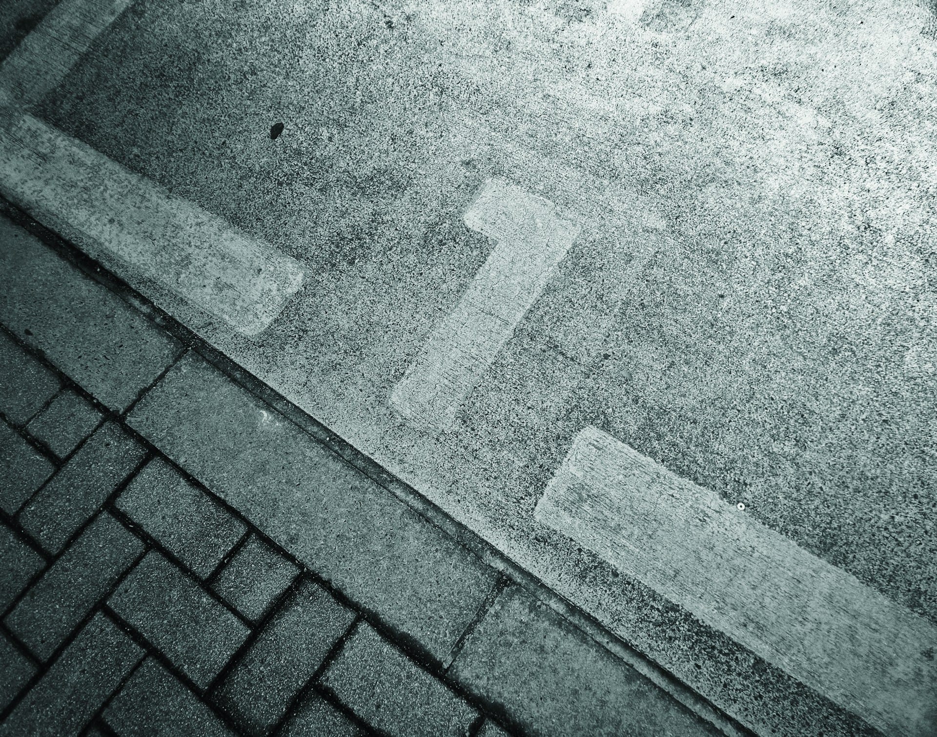 Top Rankings Alone Aren’t Enough With AI Overviews and LLMs Impacting SEO